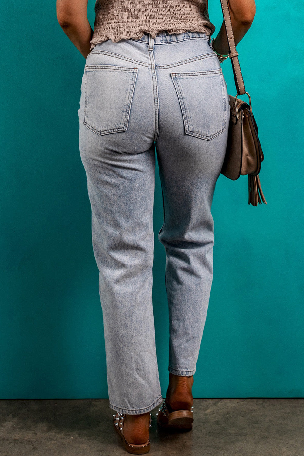 Pocketed Mid-Rise Waist Jeans