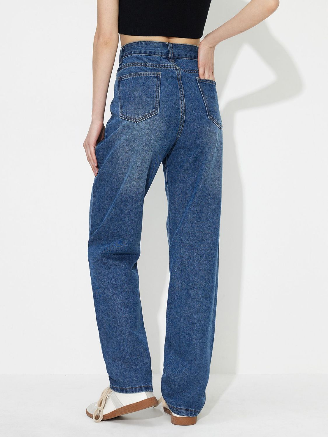Asymmetric Waist Jeans with Pockets