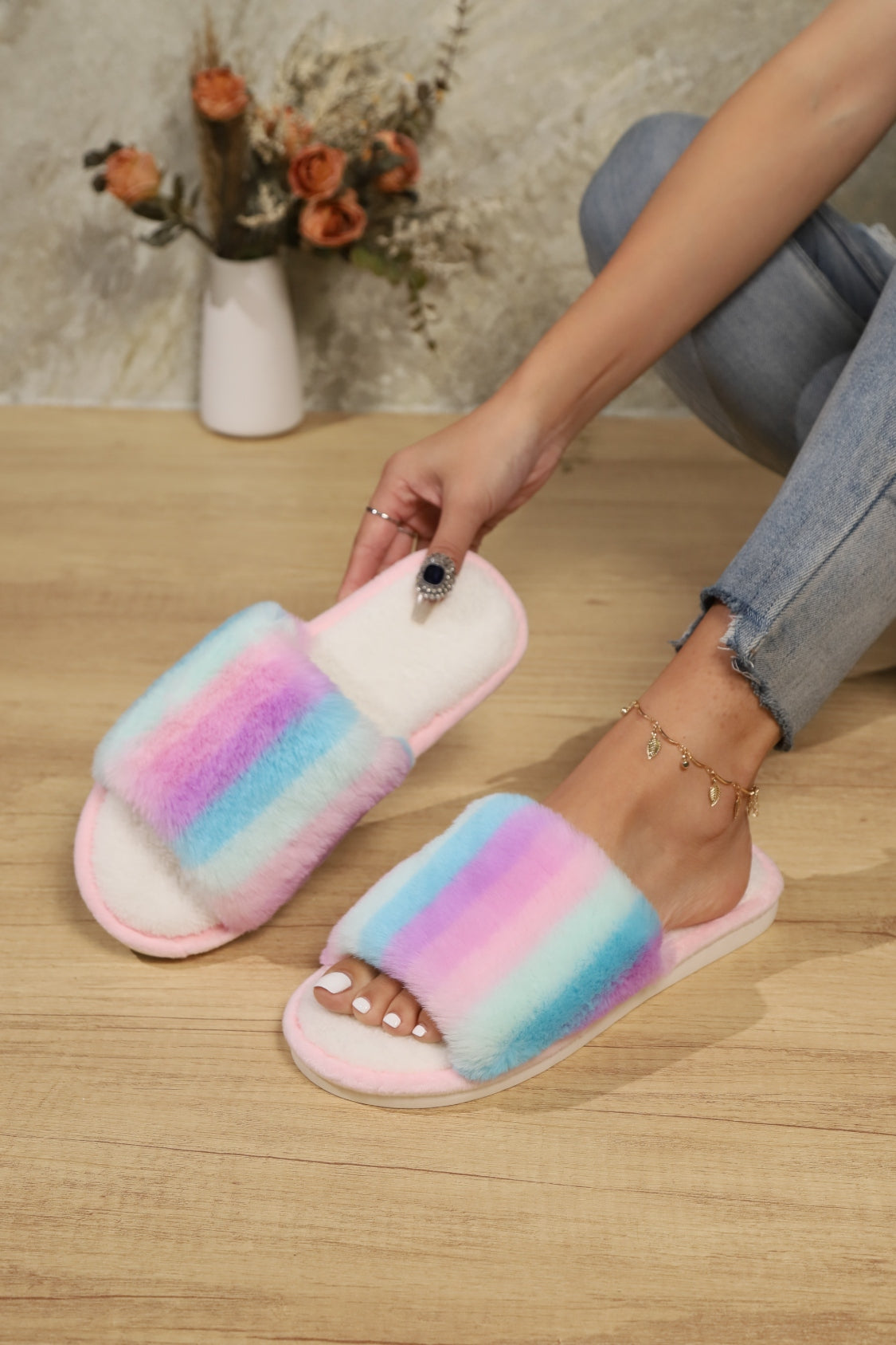 Color Block Open Toe Faux Fur PVC Slippers