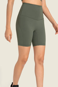 Thumbnail for Seamless High-Rise Wide Waistband Biker Shorts