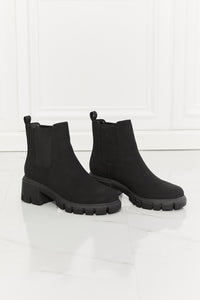 Thumbnail for MMShoes Work For It Matte Lug Sole Chelsea Boots in Black