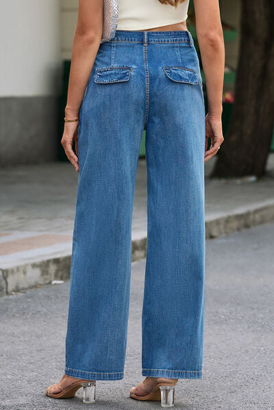 Buttoned Wide Leg Jeans with Pockets