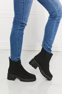 Thumbnail for MMShoes Work For It Matte Lug Sole Chelsea Boots in Black