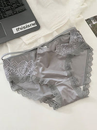 Thumbnail for Women's Low Waist Lace Seamless Panty